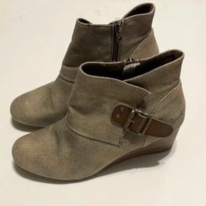 Grey Platform Heel